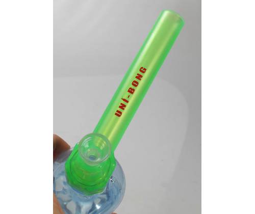 Uni-Bong (Πράσινο):: Μετατρέψτε Οποιοδήποτε Μπουκάλι σε Bong - Τιμή: 6,25€