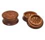 Grinder Τρίφτης Ξύλινος Σκούρο Καφέ Σκαλιστό 60mm - 2 Parts - Τιμή: 4,20€