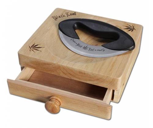 Καμπυλωτό Μαχαίρι Κοπής Καπνού με Ξύλινη Βάση Και Συρτάρι - Τιμή: 19,90€