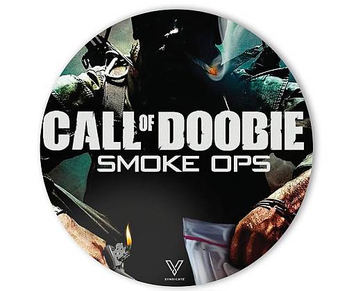 V-Syndicate Slikk Round Αντικραδασμικό Υπόστρωμα (χαλάκι) Dab Mat - Σχέδιο Call of Doobie 15cm - Τιμή: 3,90€